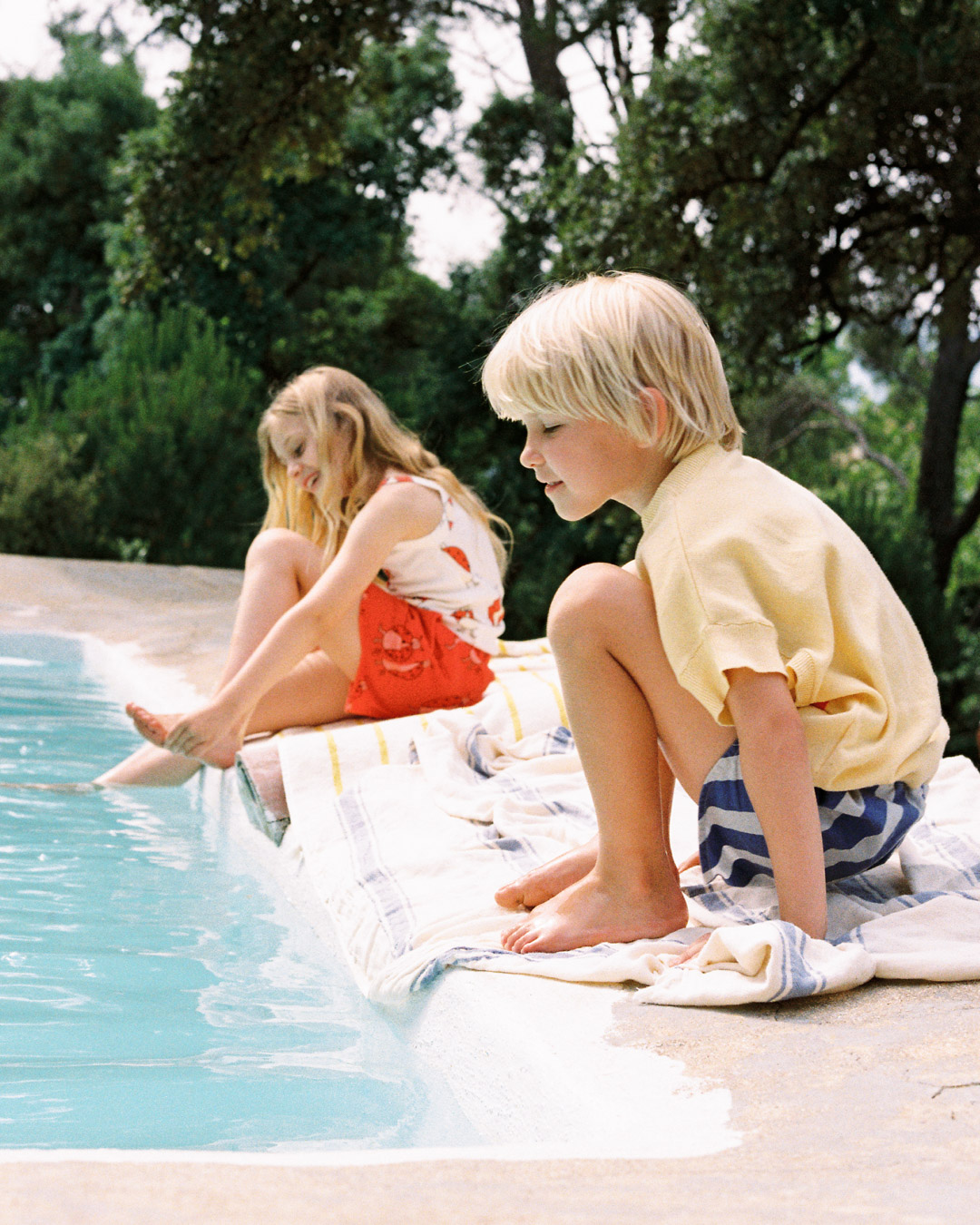 #Volver 💛

Available at thecampamento.com and selected stores worldwide!

Photography @lucia.garciarey & @hugoaldatz
Art Direction & Styling #TheCampamento