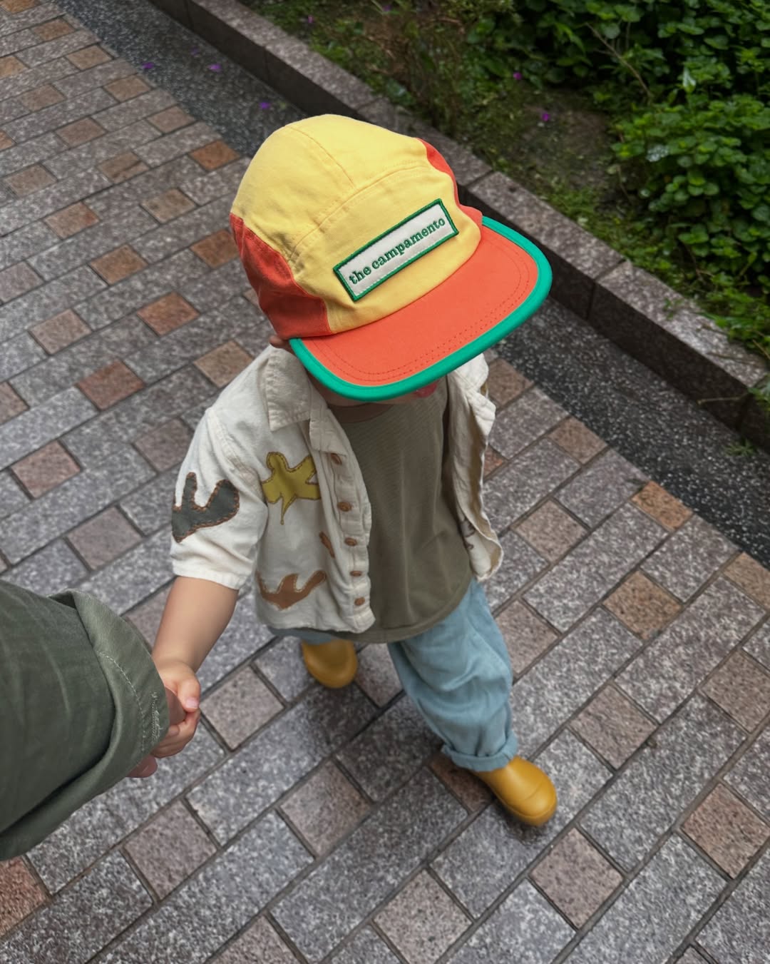Give the final touch to your summer looks with the Color Block Cap 💛🧡

@hsinhan_seatheworld @ggglin

#WeTheCampamento
