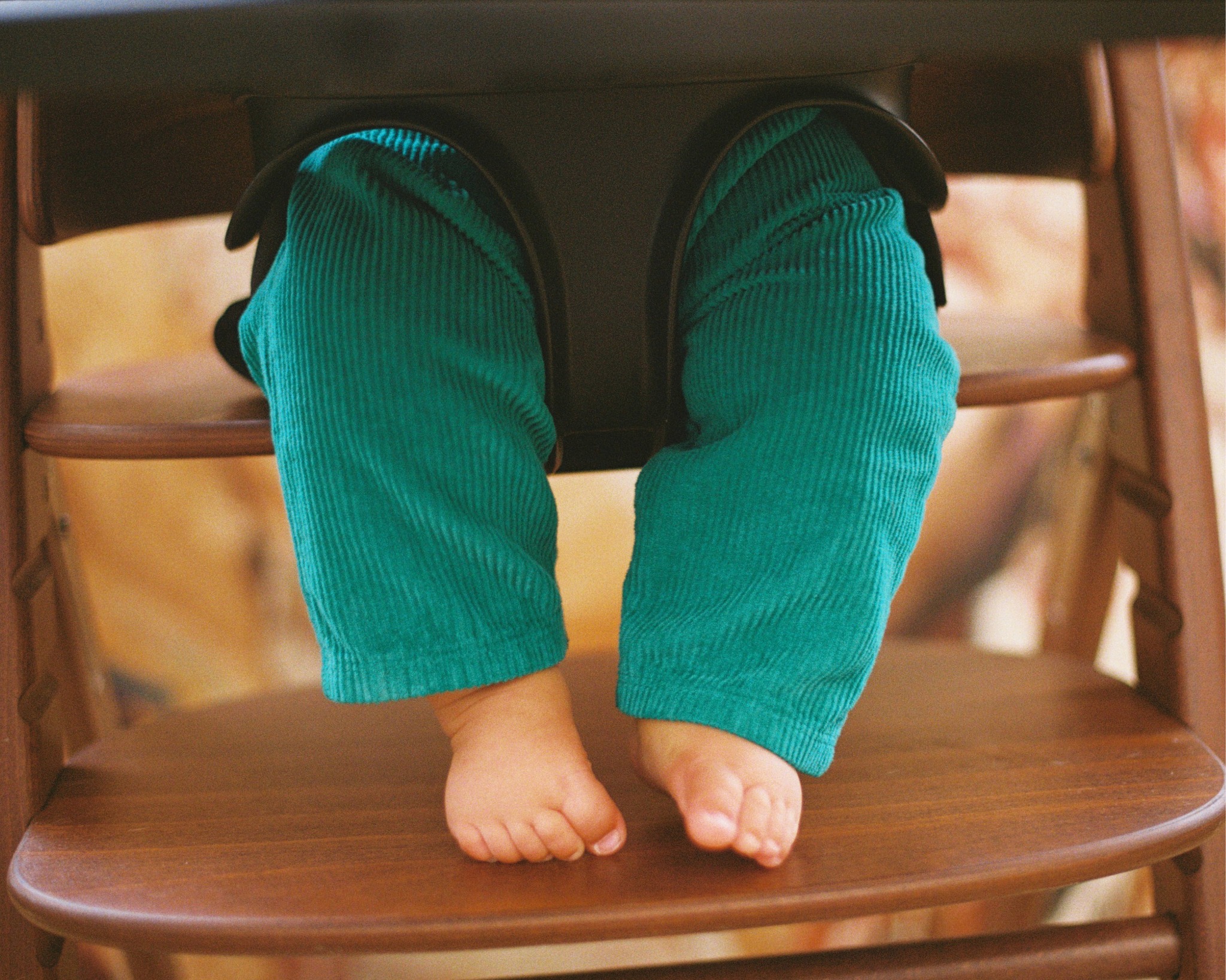The Green Corduroy Baby Trousers 🫶 #BabyCollection

Photography @lalovenenoso